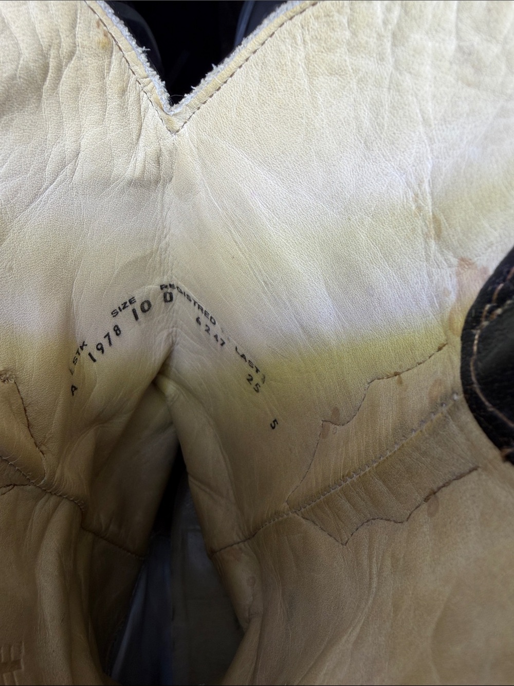 2 pair Men’s Corral Boots both 10 D - Picture 5 of 8